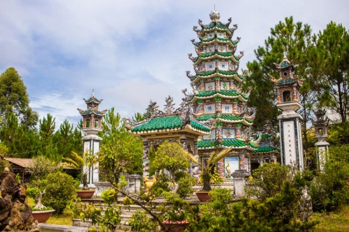 Linh Son pagoda